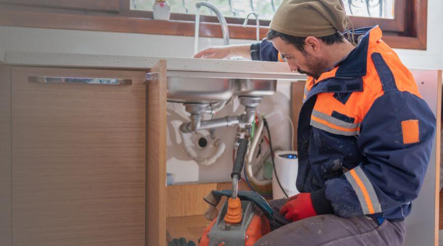 Local annual plumbing maintenance in Colp, IL